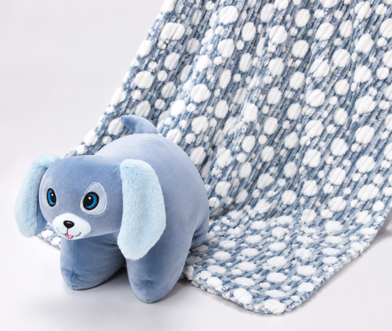 Frazada Con Almohada Muñeco Cacharel