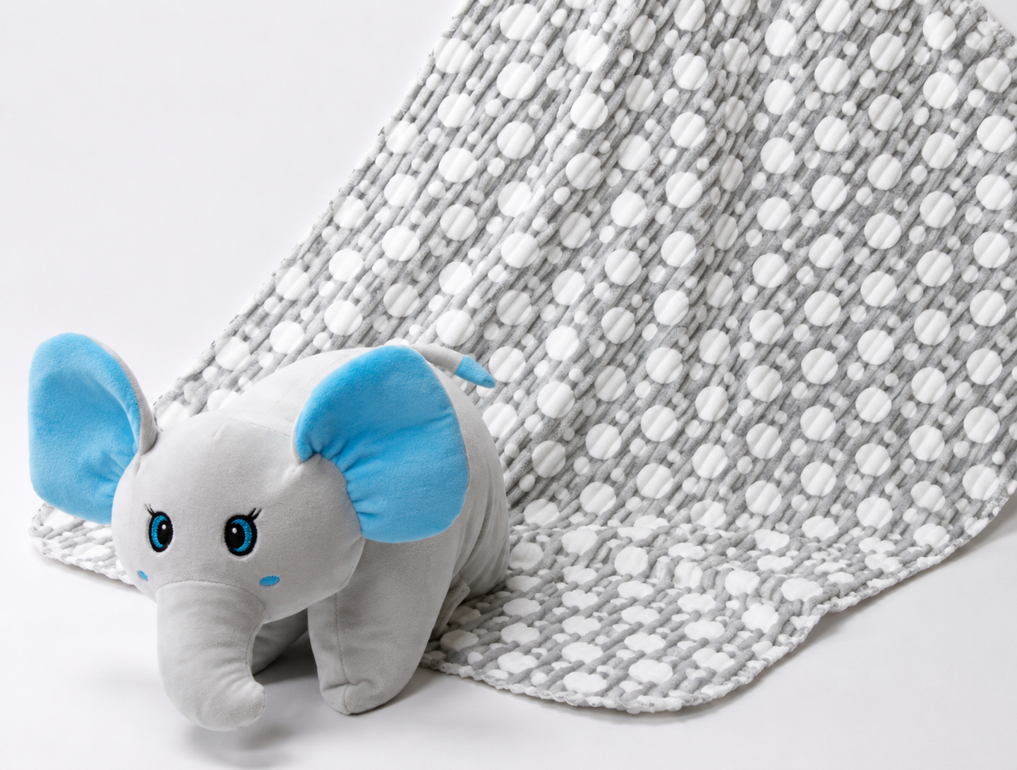 Frazada Con Almohada Muñeco Cacharel